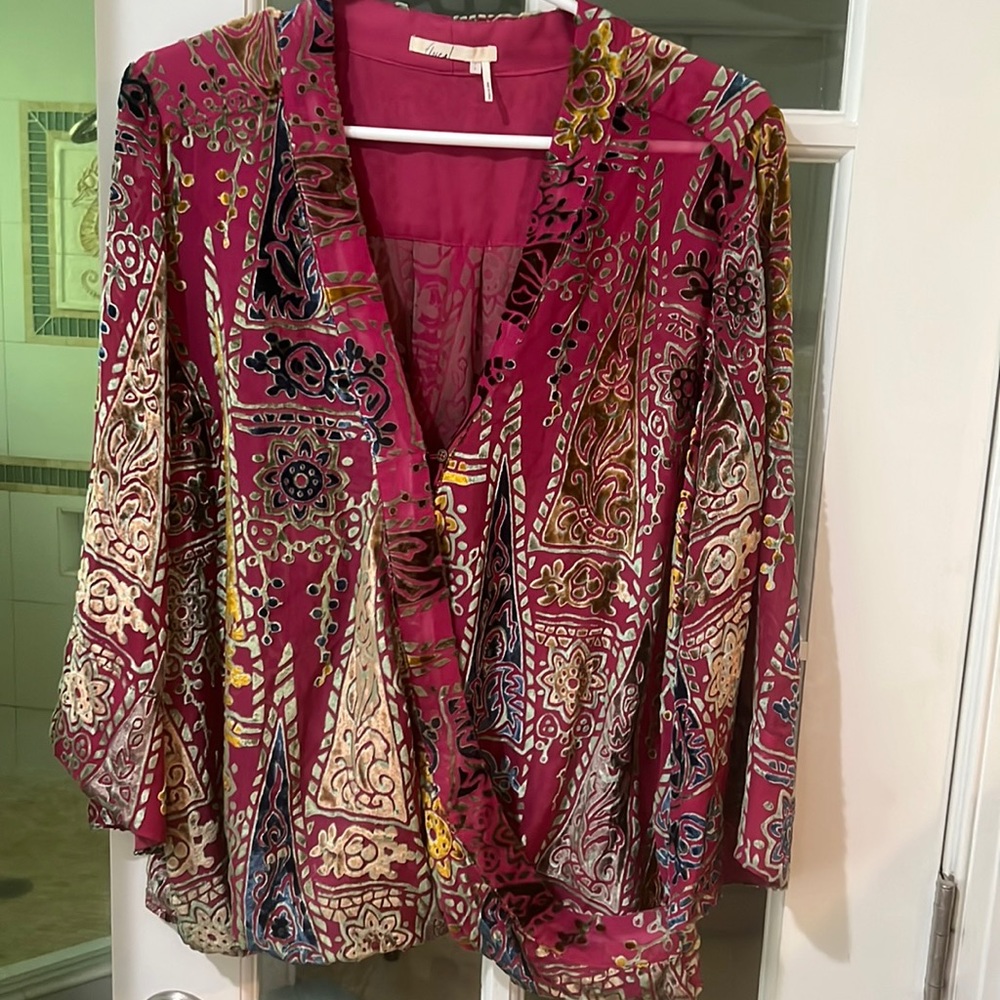 NWOT FLOREAT (ANTHROPOLOGIE) BLOUSE Size LARGE